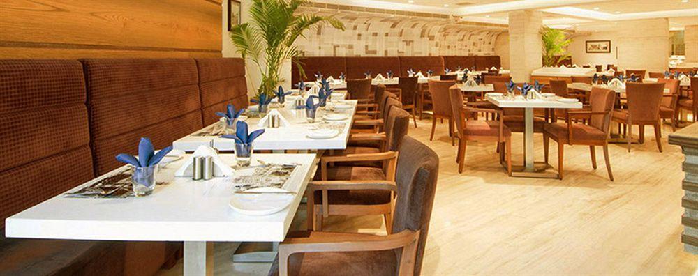 Hiltop Hotel Мумбаї Екстер'єр фото