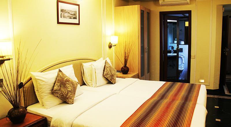 Hiltop Hotel Мумбаї Номер фото